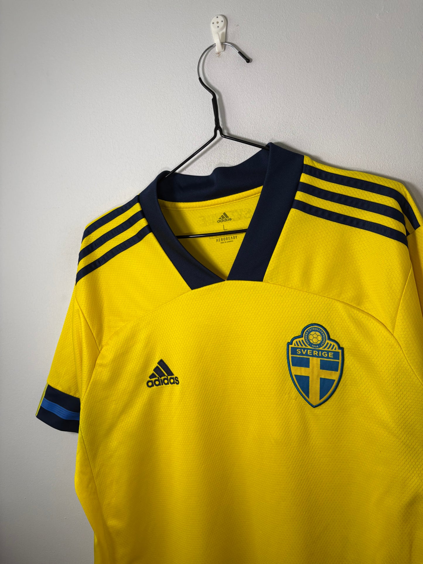 Sweden Home Shirt 2020 (L)