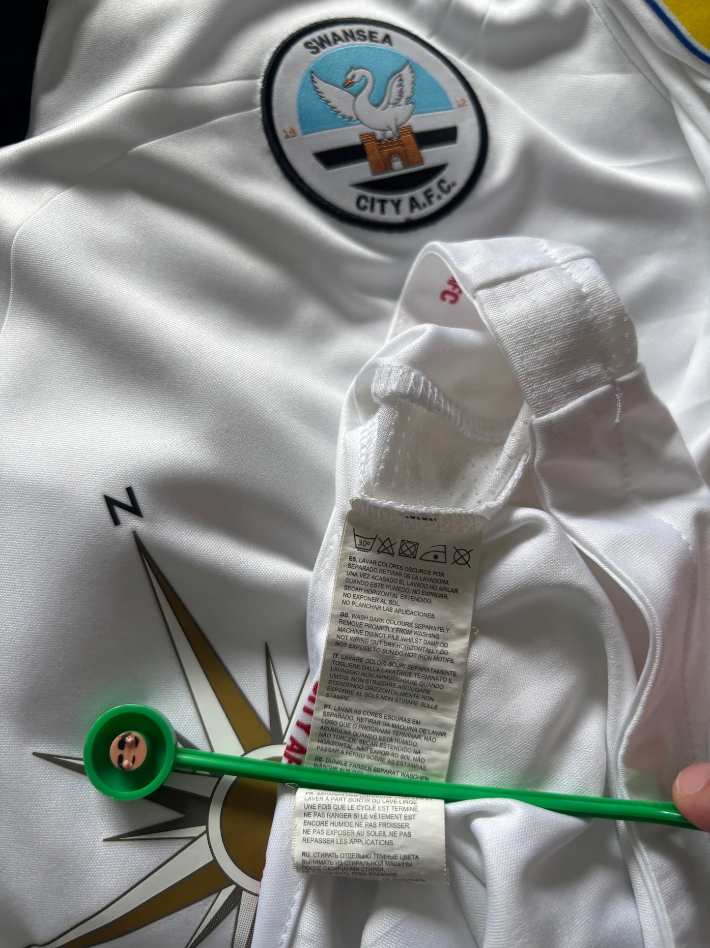 Swansea City Home Shirt 2022/23 Cullen (M)