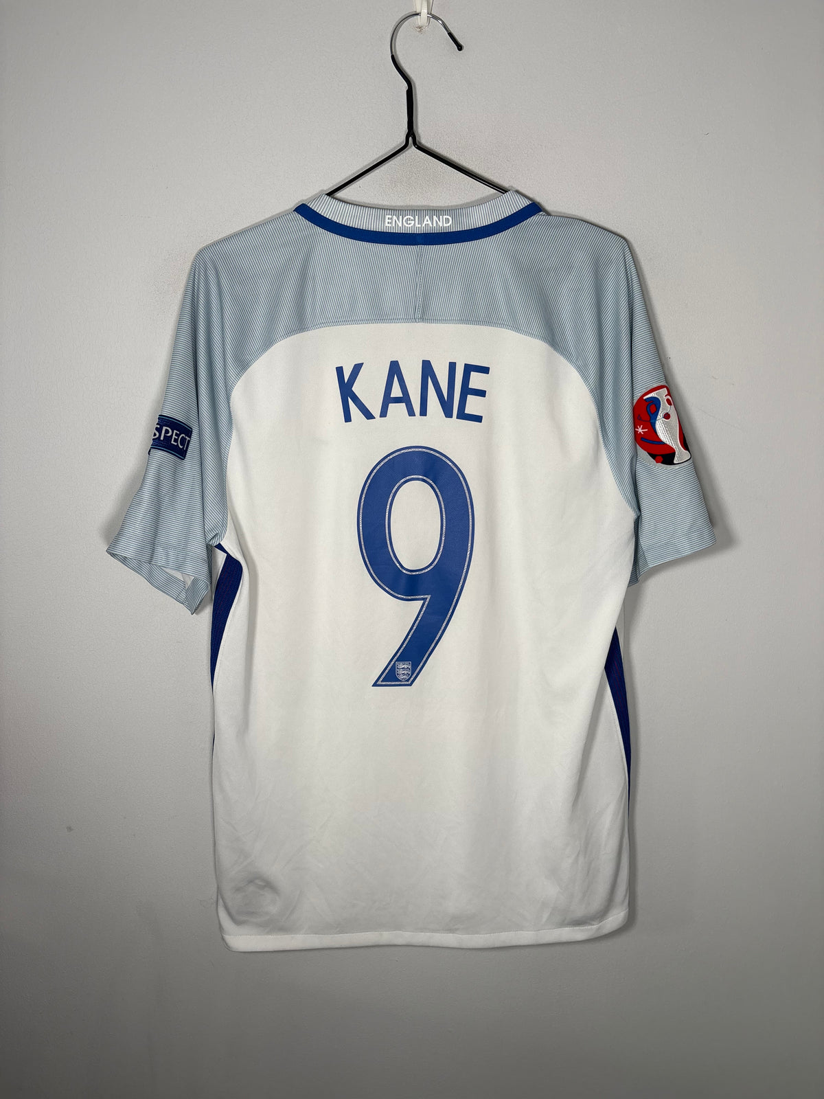 England Home Shirt 2016 Harry Kane (L)