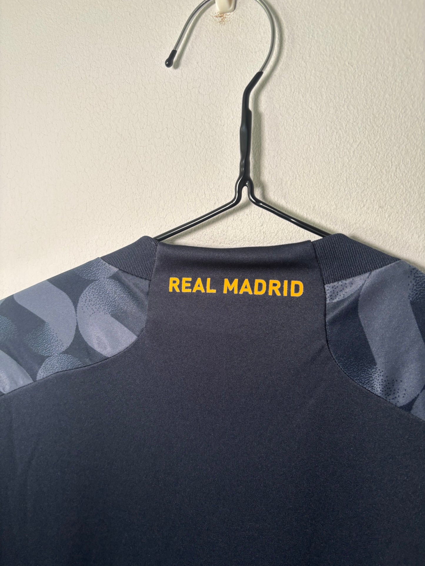 Real Madrid Away Shirt 2023/24 (M)