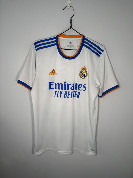 Real Madrid Home Shirt 2021/22 (M)