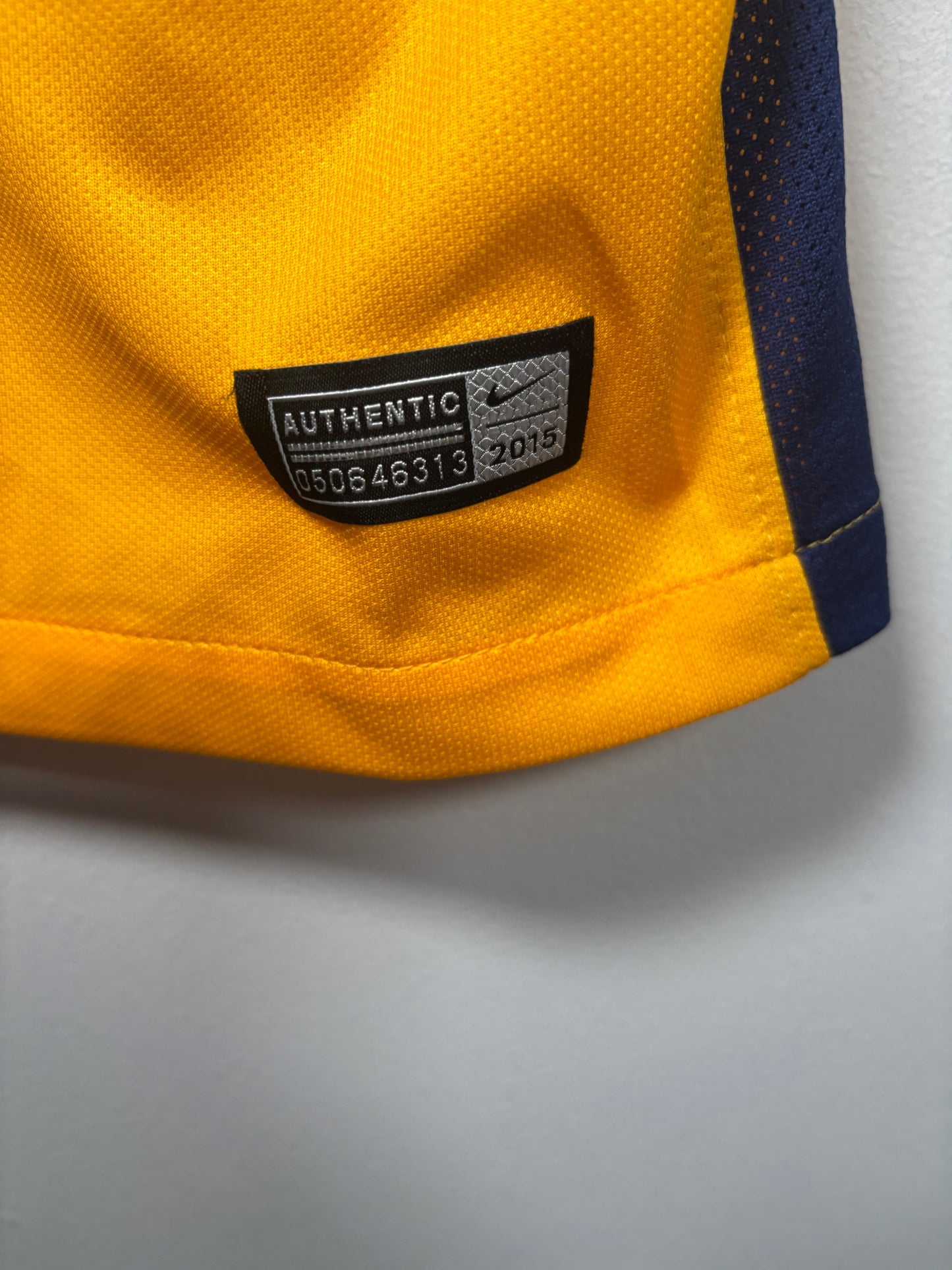 Barcelona Away Shirt 2015/16 (S)