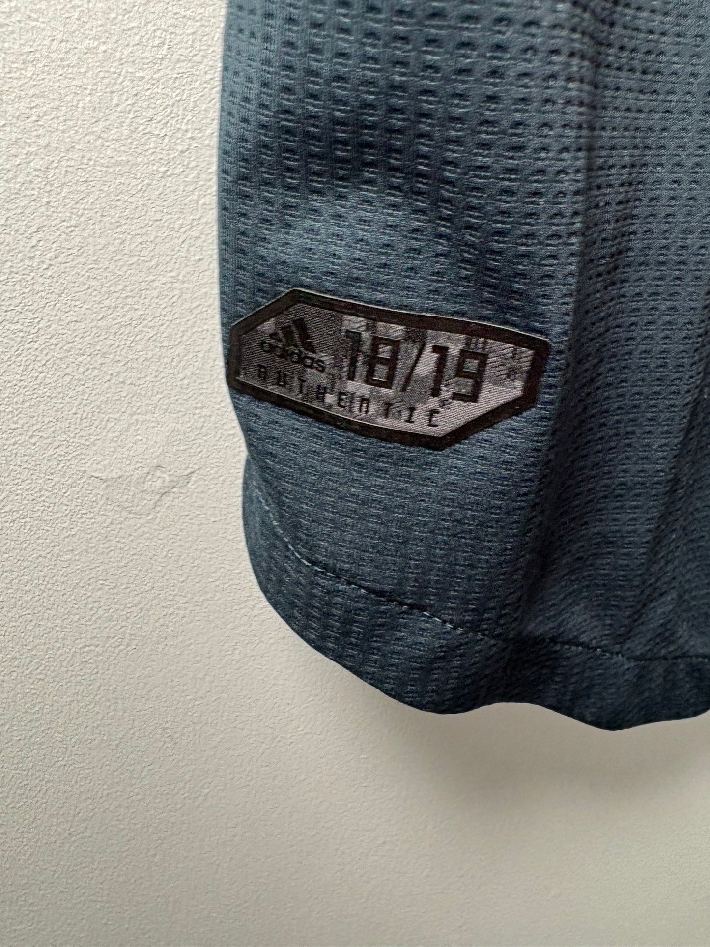 Real Madrid Away Shirt 2018/19 Vini Jr Player Issue (L)