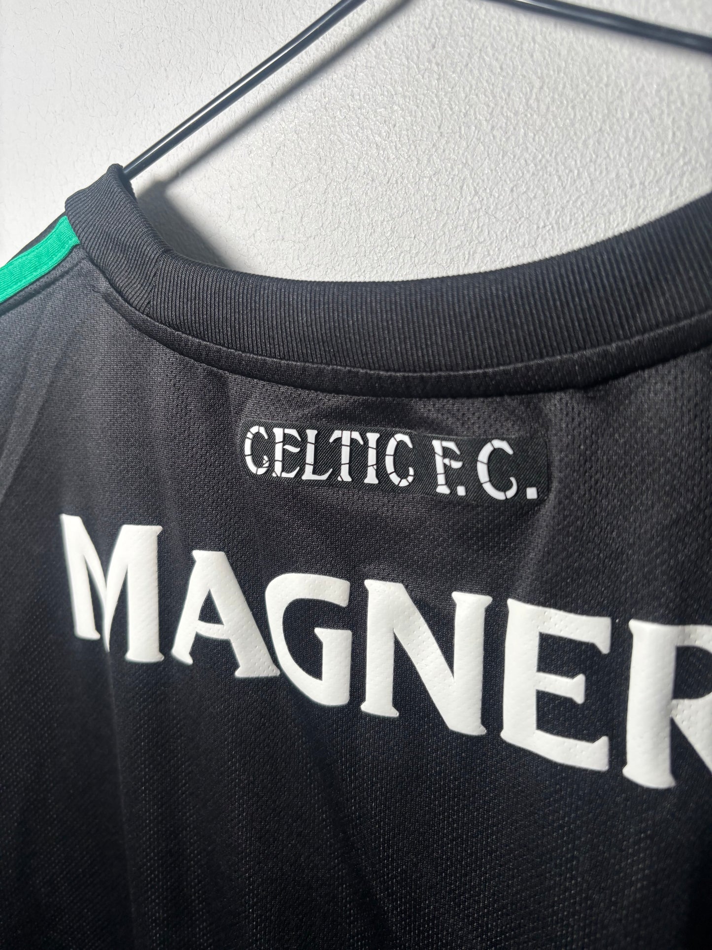 Celtic Away Shirt 2022/23 (L)