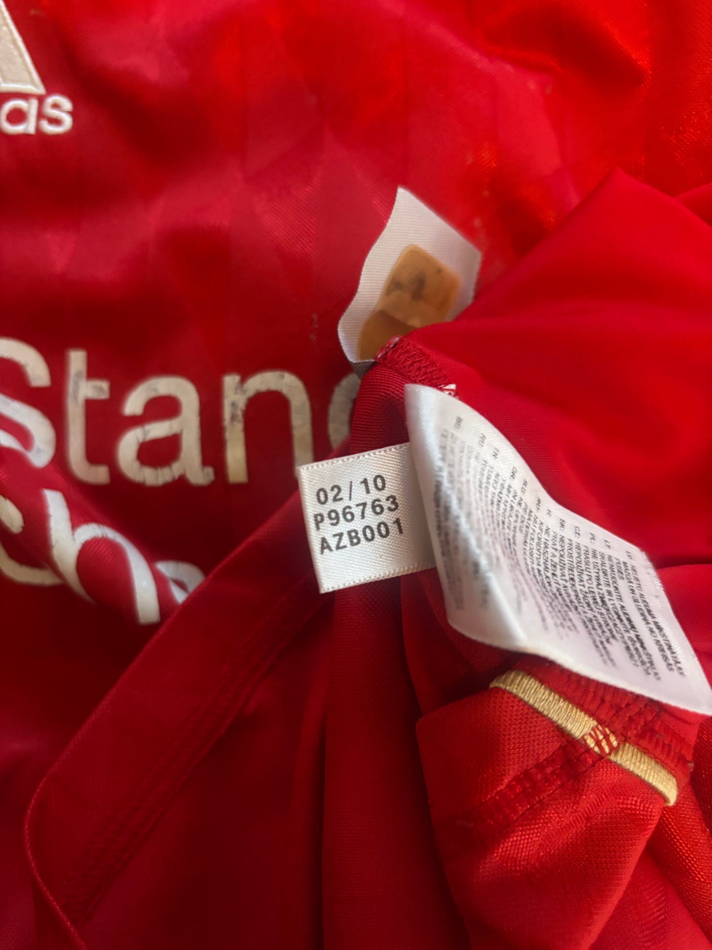 Liverpool Home Shirt 2011/12 Suarez (S)