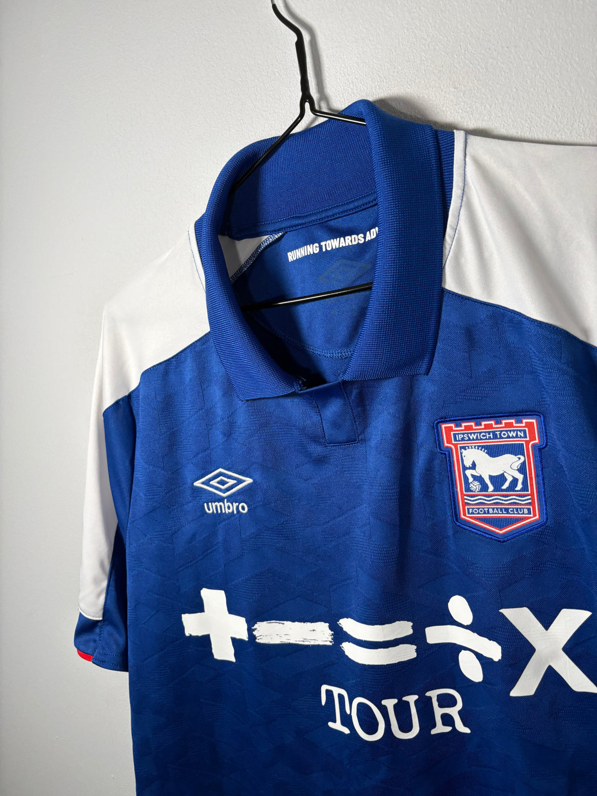 Ipswich Town Home Shirt 2023/24 (L)