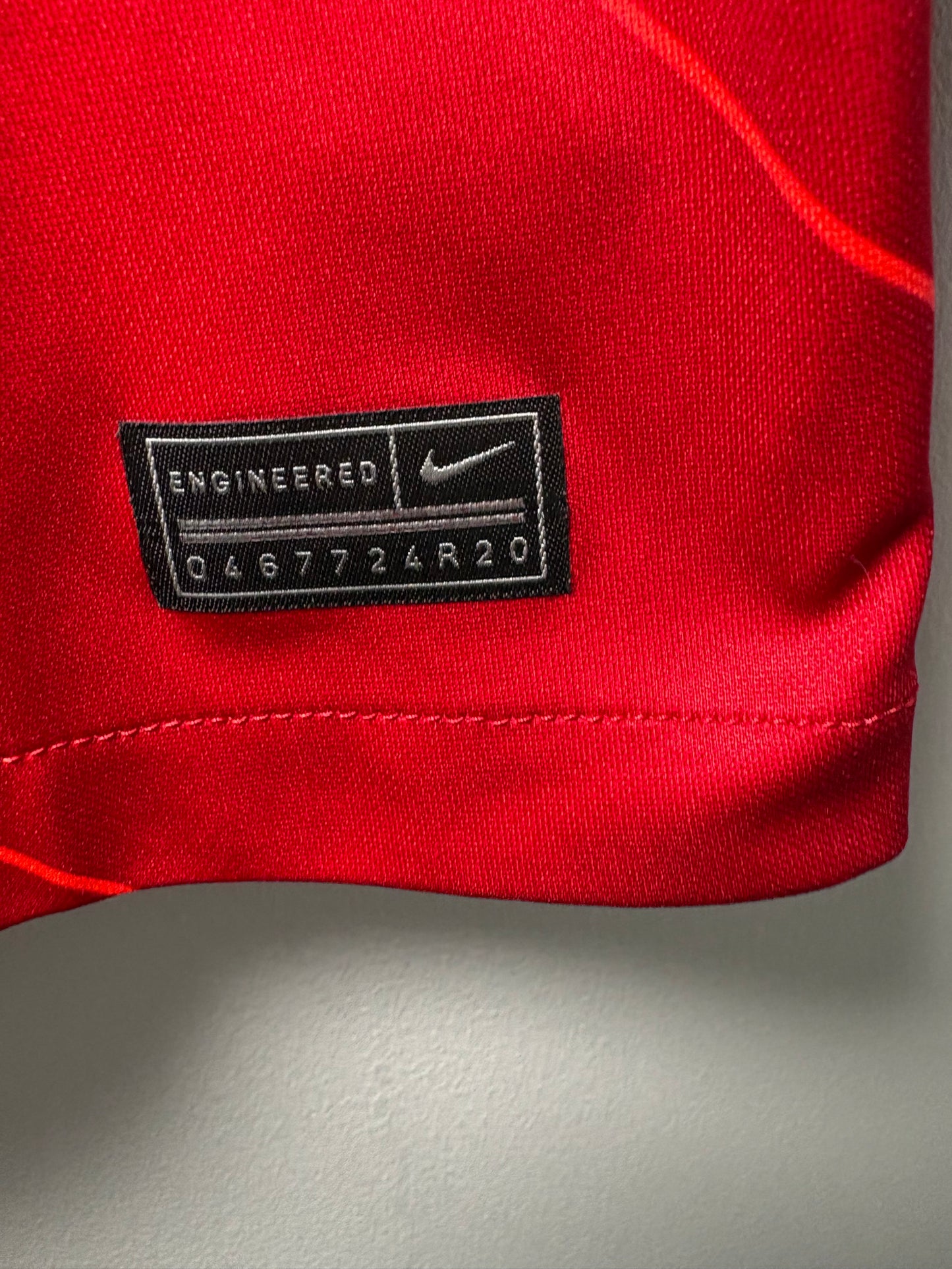 Liverpool Home Shirt 2021/22 (L)