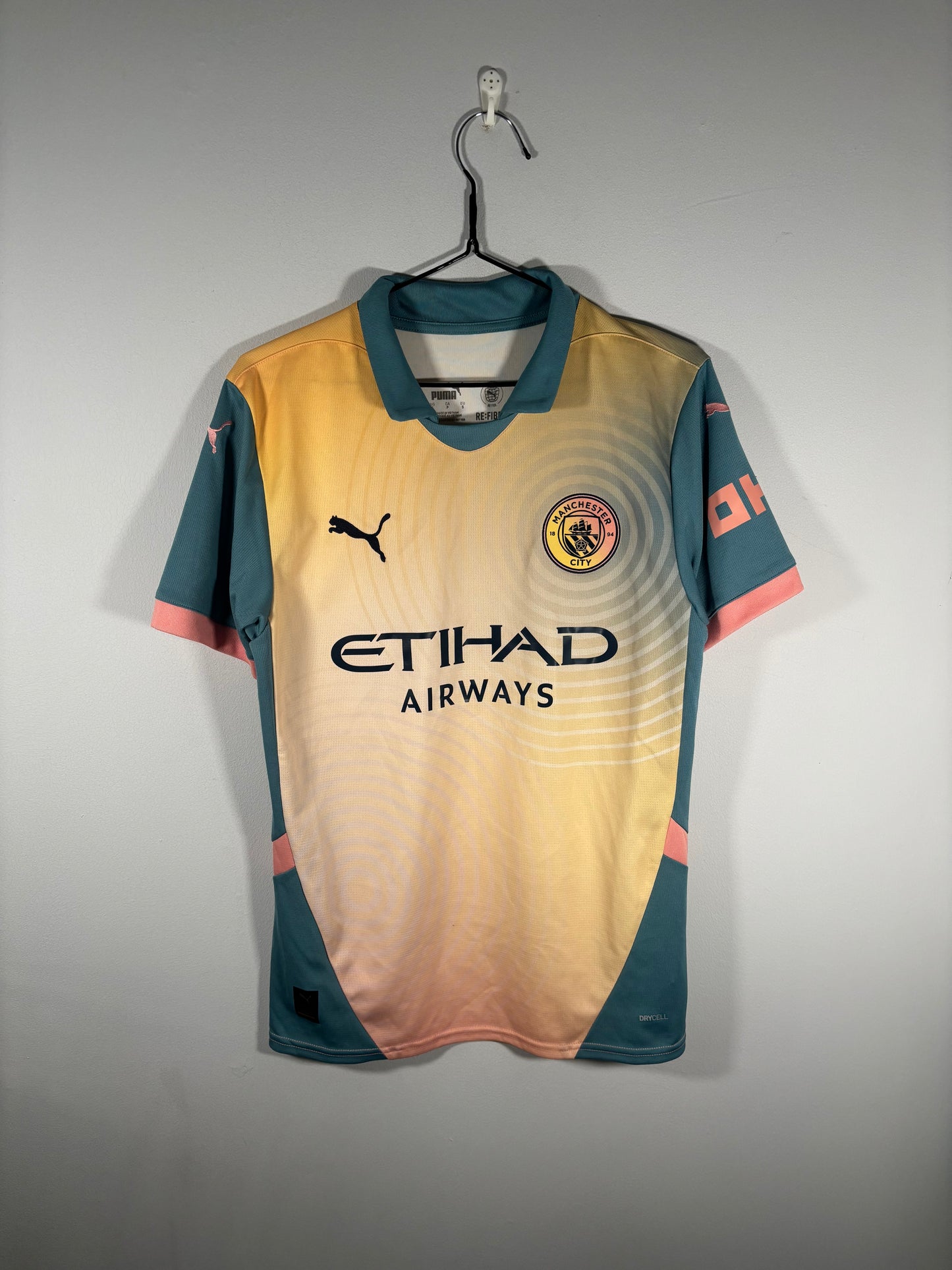 Manchester City Fourth Shirt 2024/25 (S)