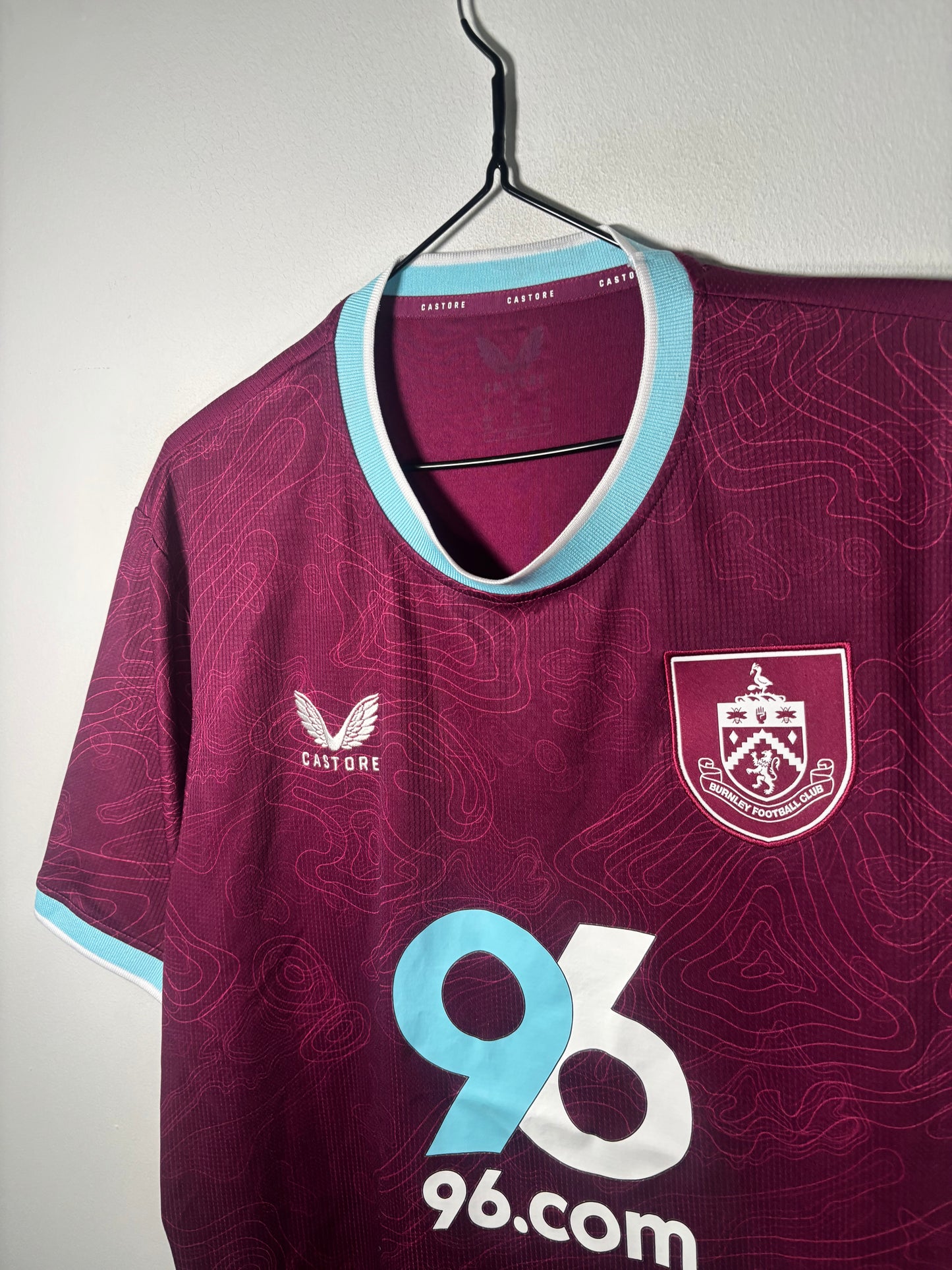 Burnley Home Shirt 2025/26 (XL)