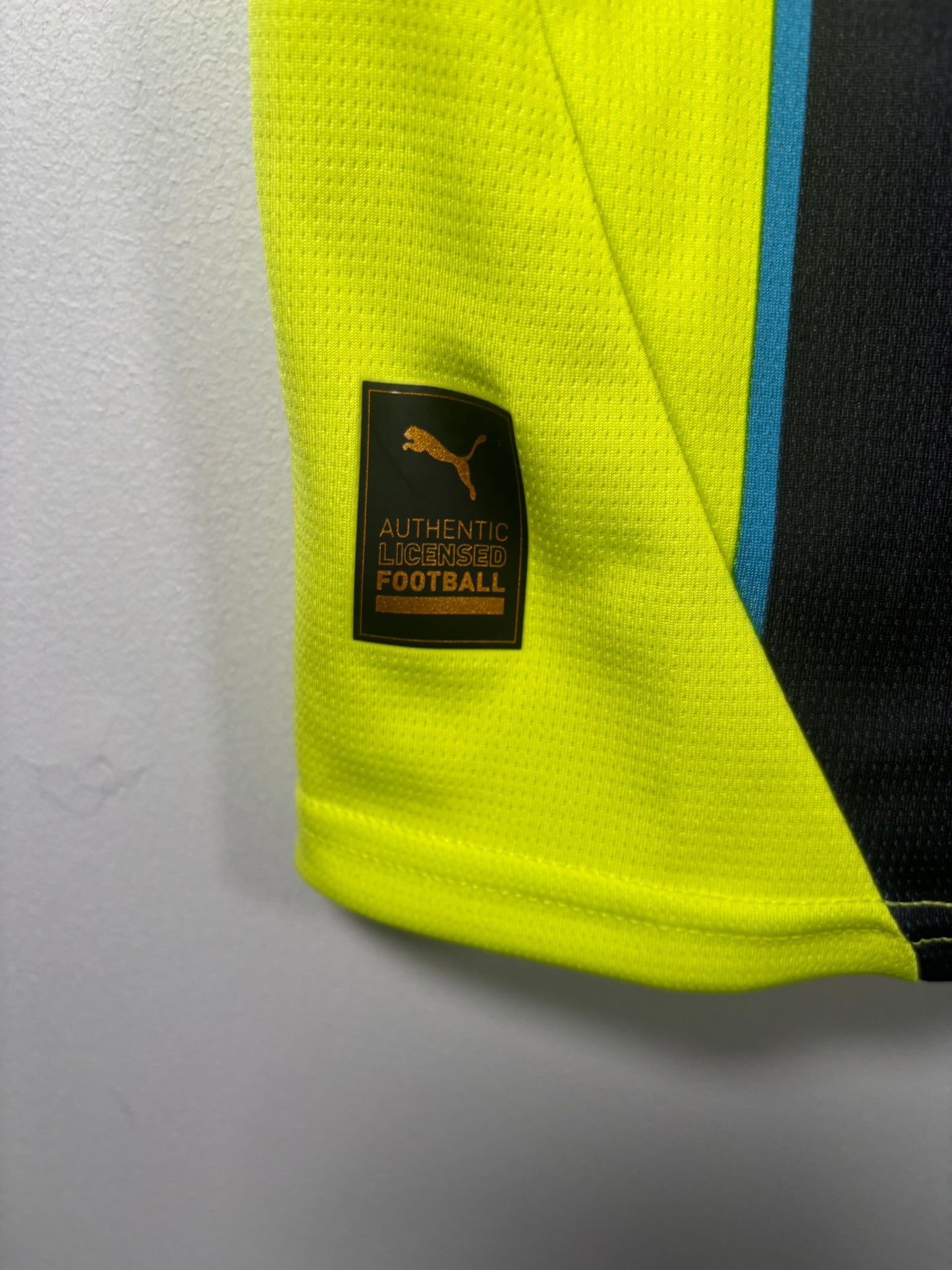 Manchester City Away Shirt 2024/25 (S)