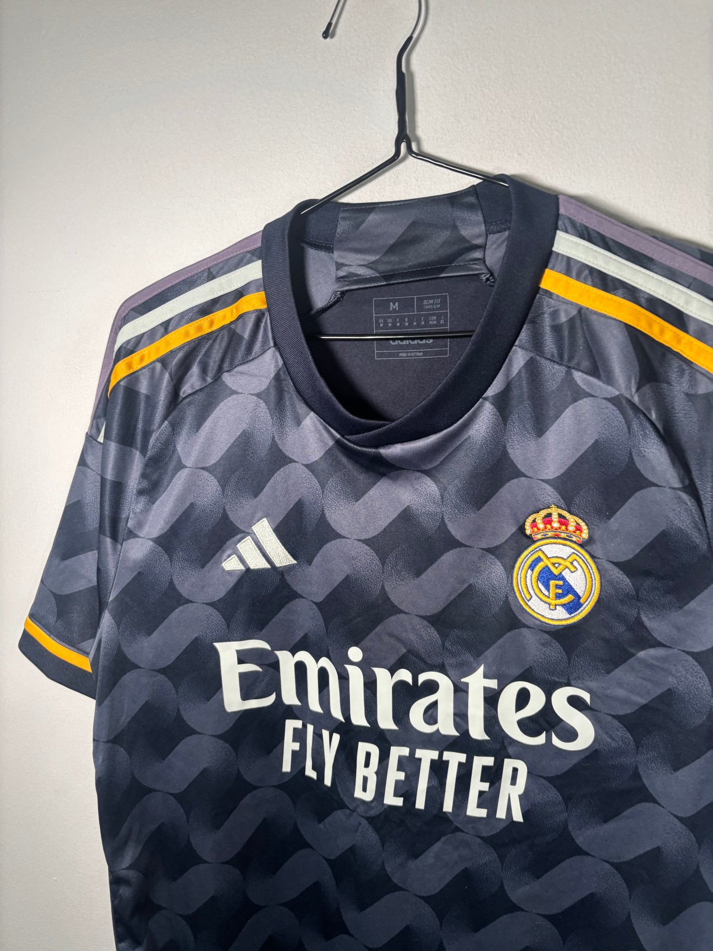 Real Madrid Away Shirt 2023/24 (M)