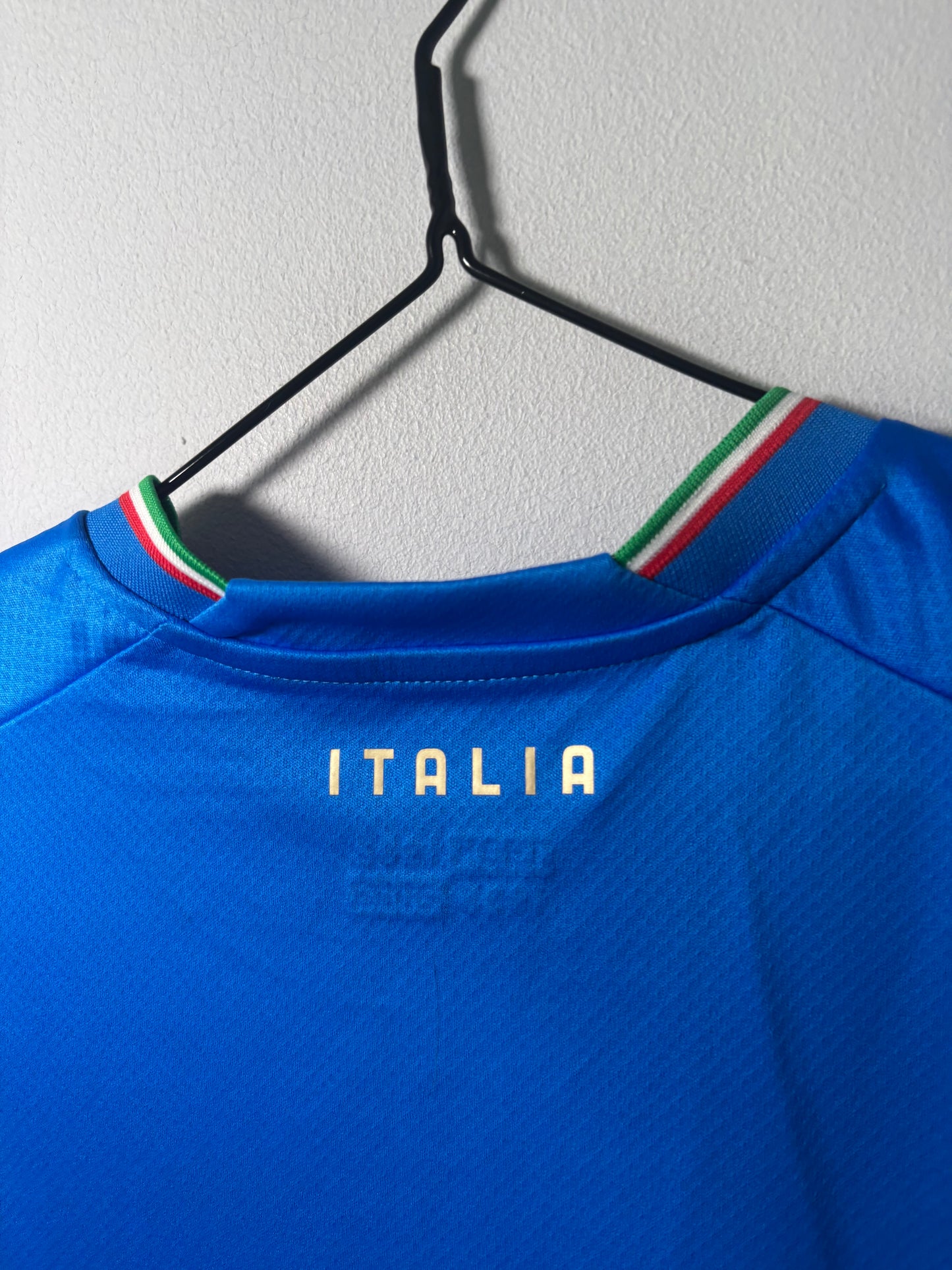 Italy Home Shirt 2022 BNWT (S)