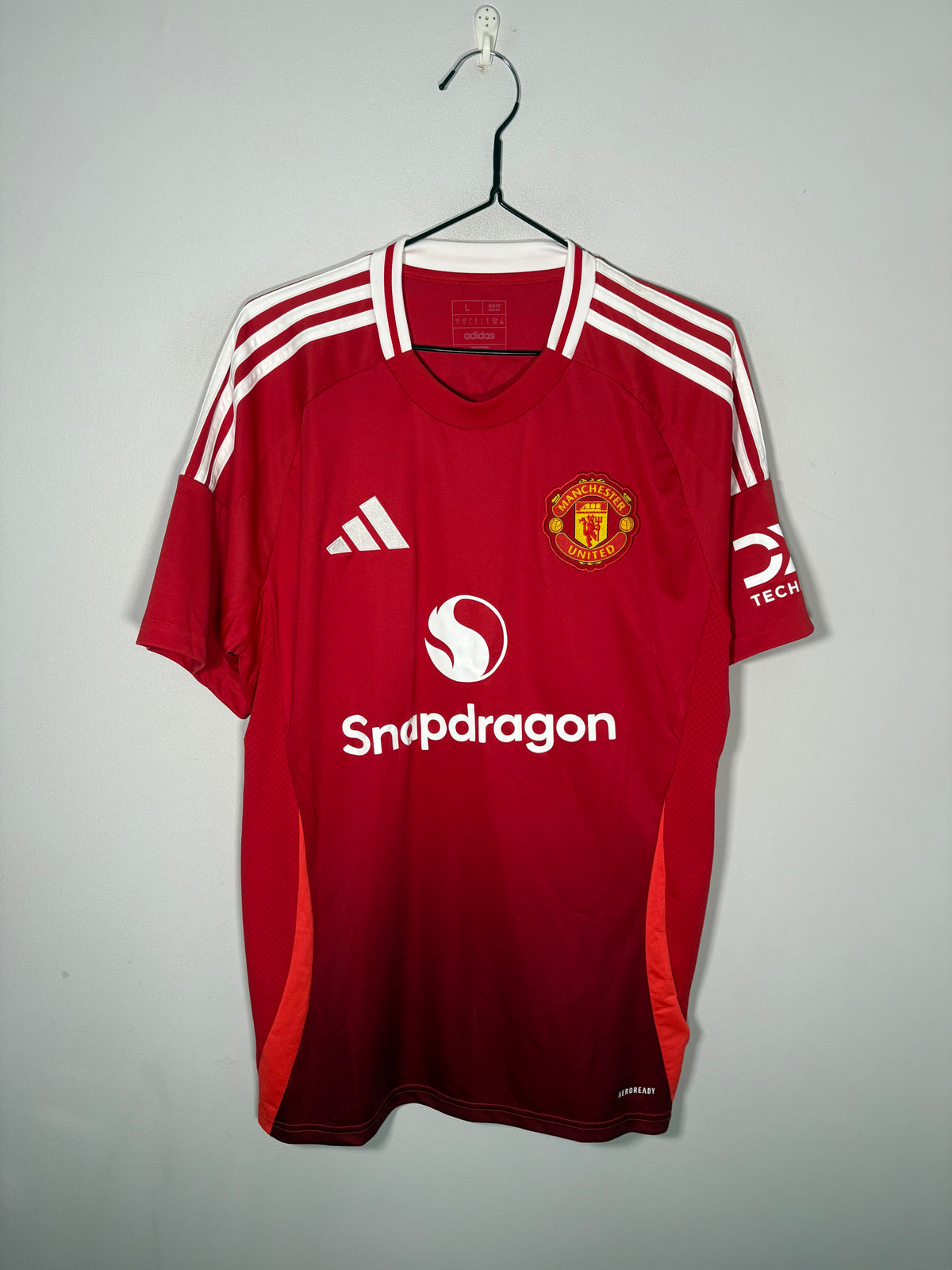 Manchester United Home Shirt 2024/25 Garnacho (L)