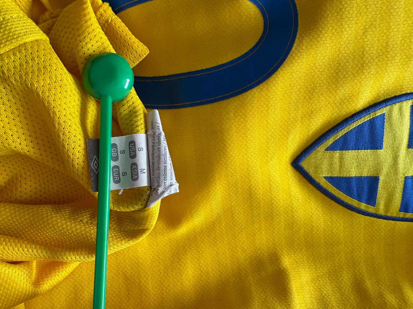 Sweden Home Shirt 2010 Ibrahimovic (S)