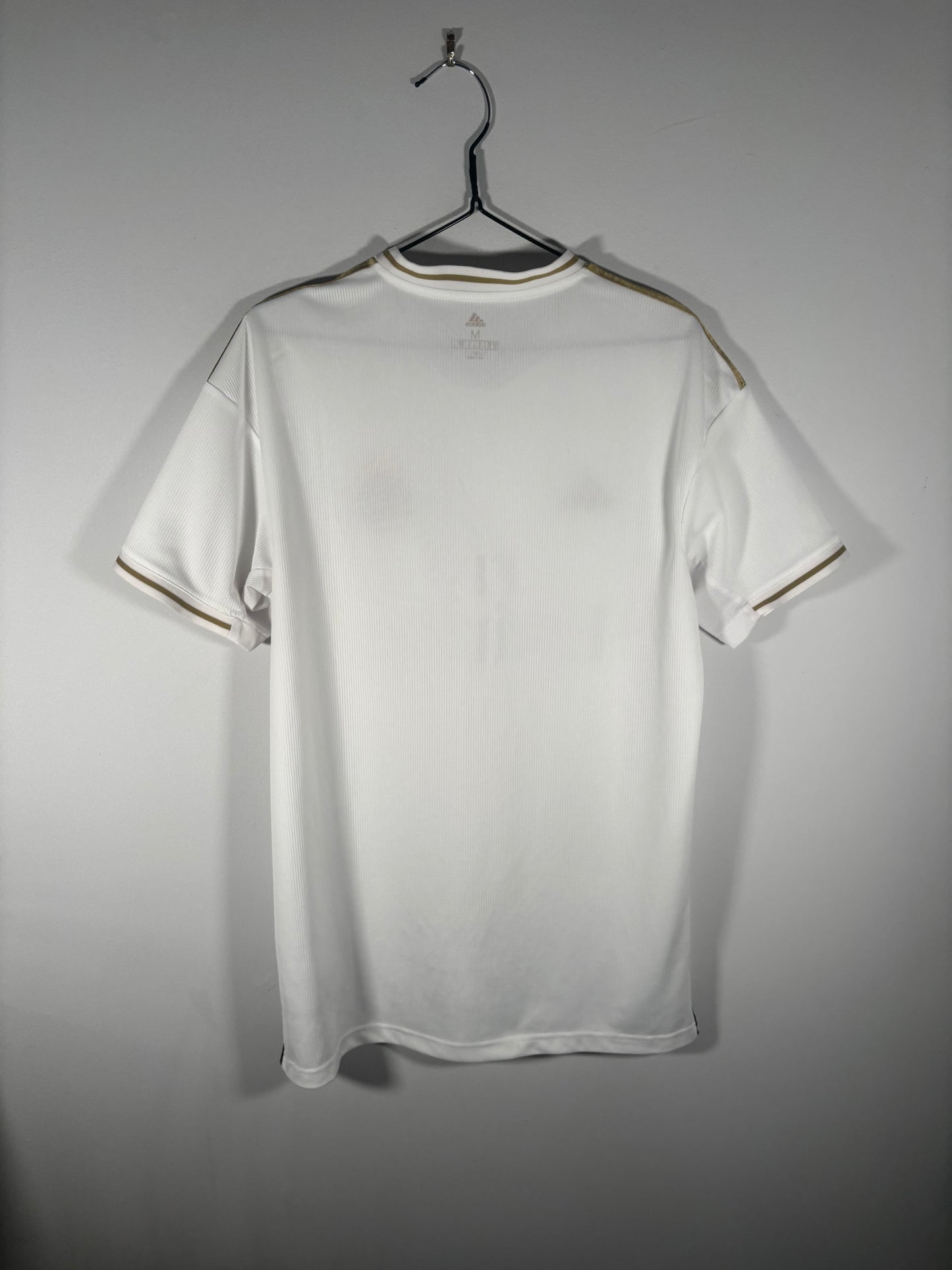 Real Madrid Home Shirt 2019/20 (M)
