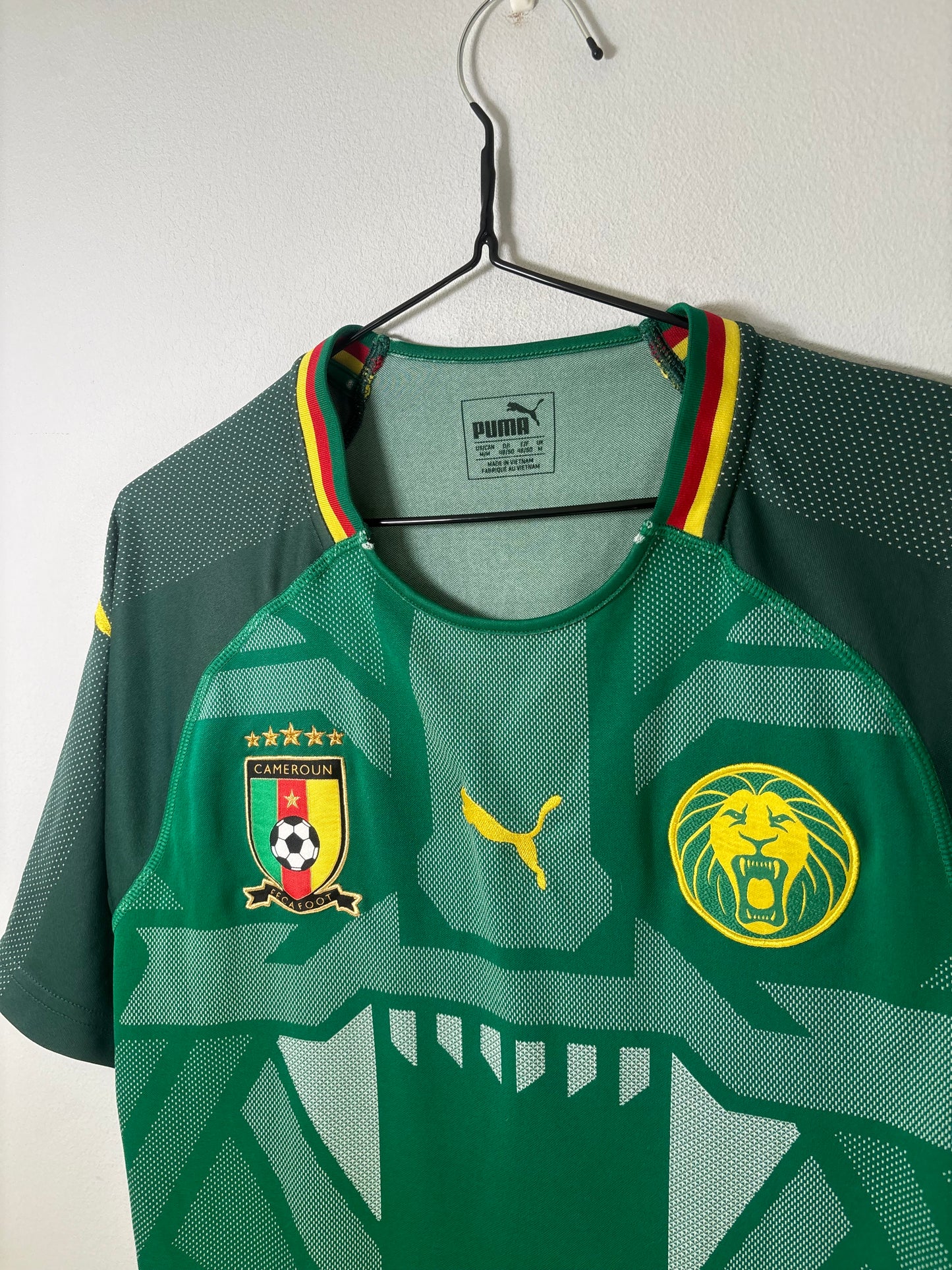 Cameroon Home Shirt 2018 (M)