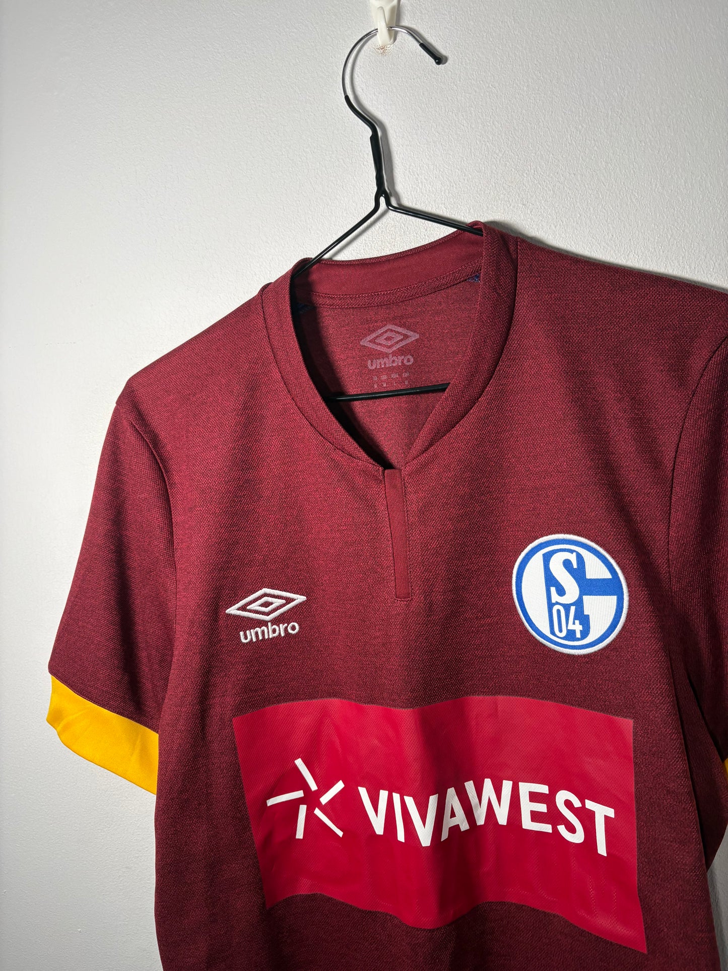 Schalke 04 Third Shirt 2021/22 (M)