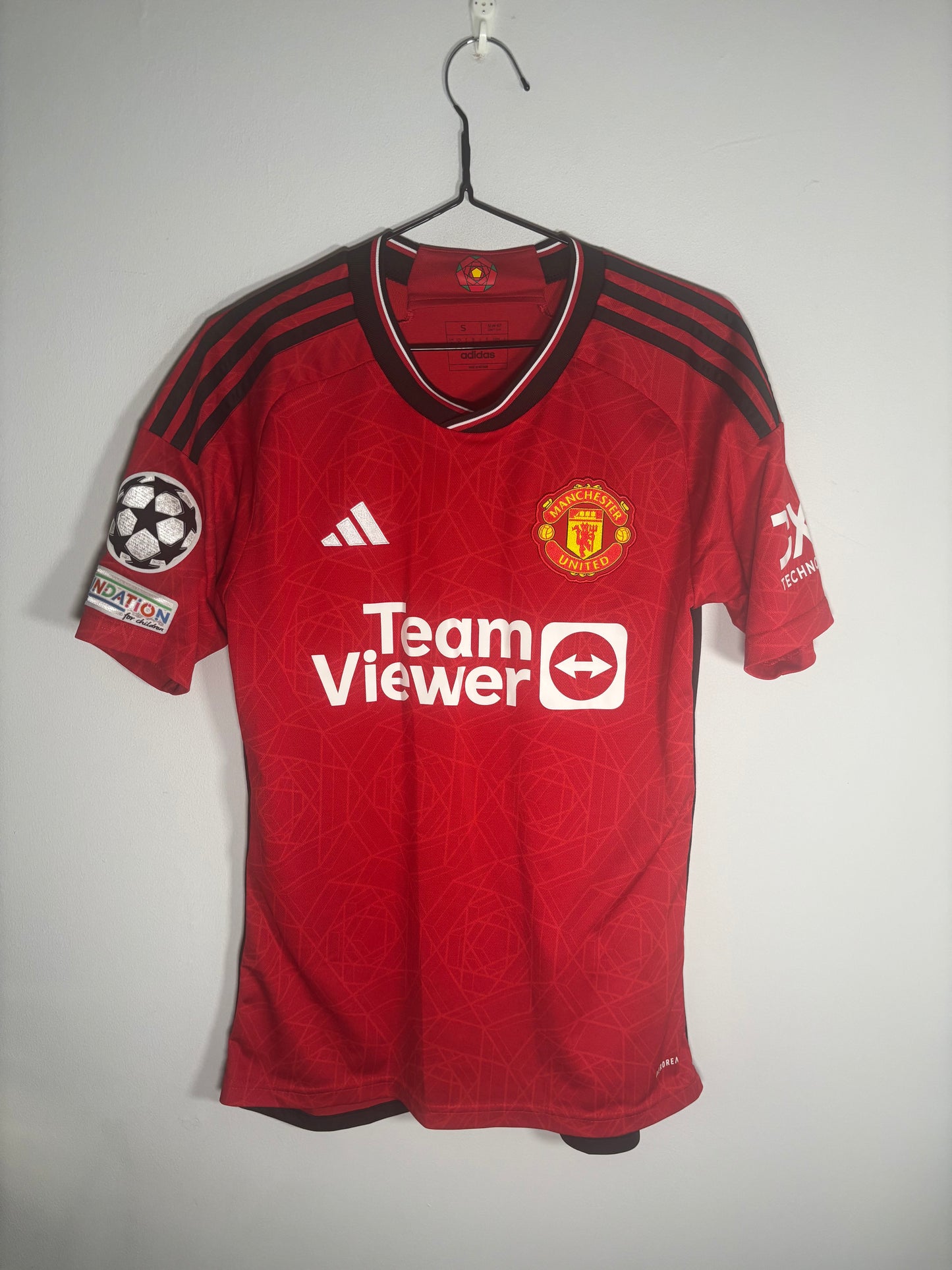 Manchester United Home Shirt 2023/24 Garnacho (S)