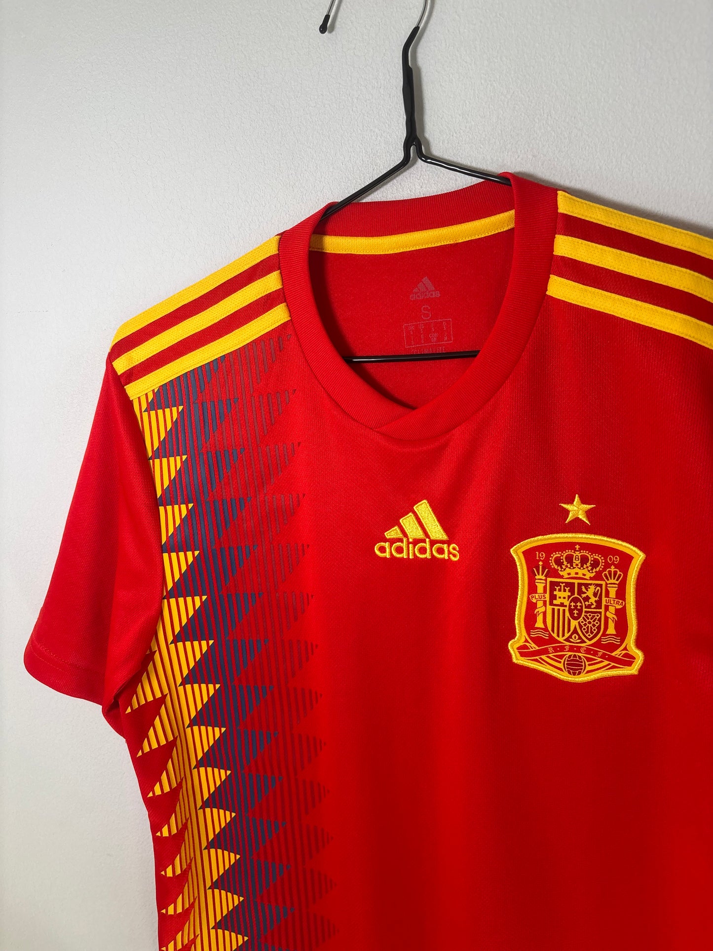 Spain Home Shirt 2018 (S)