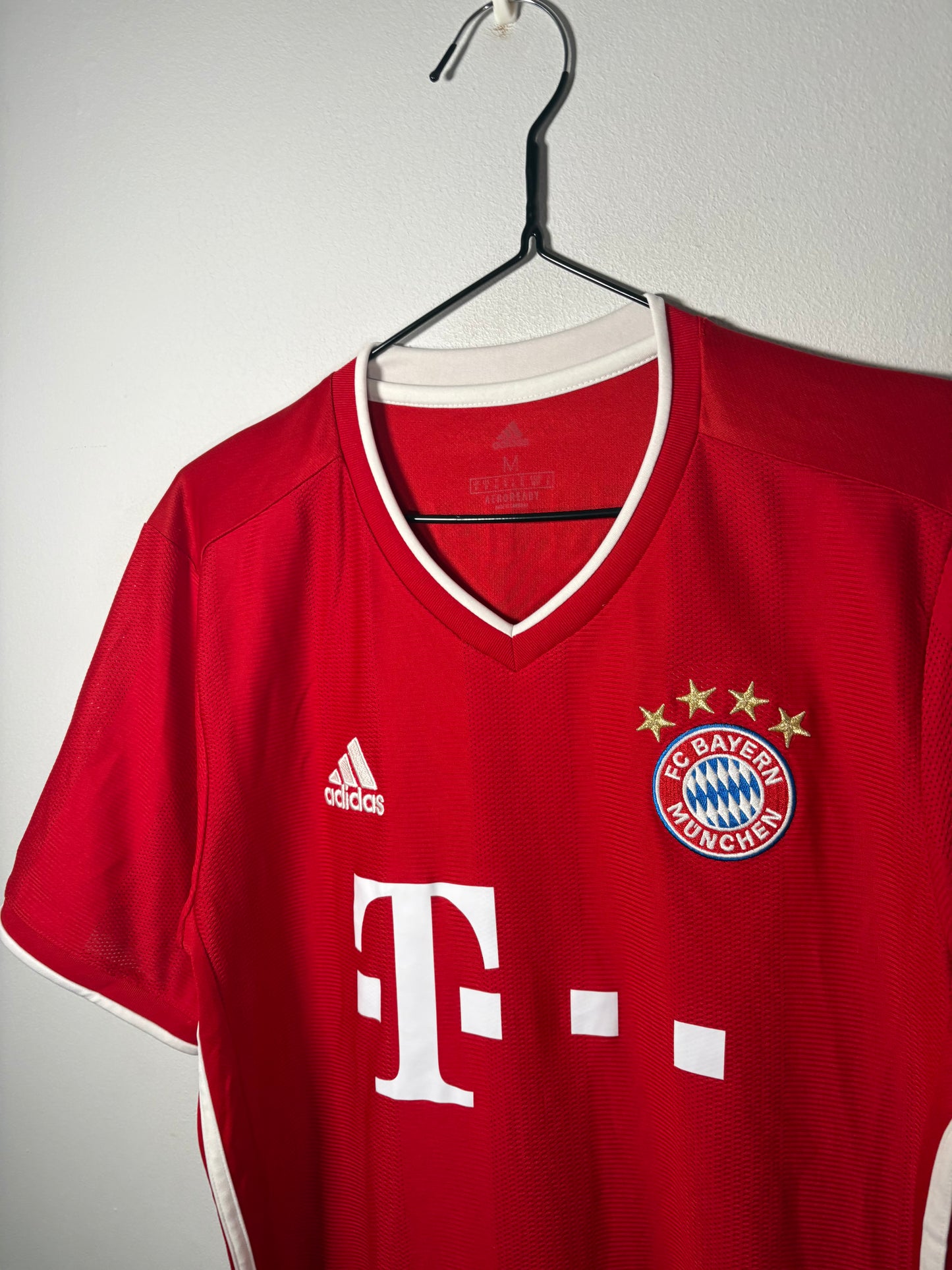 Bayern Munich Home Shirt 2020/21 (M)