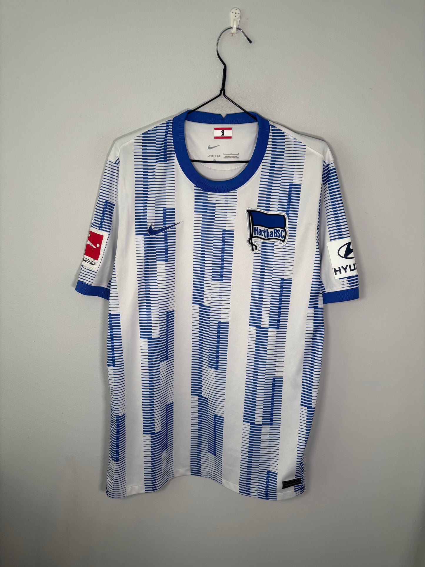 Hertha Berlin Home Shirt 2021/22 (L)