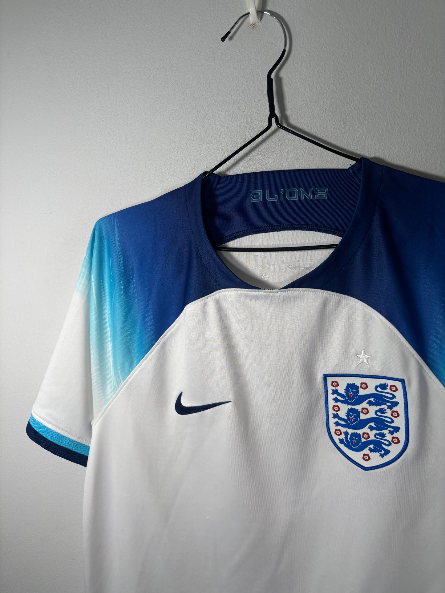 England Home Shirt 2022 (S)