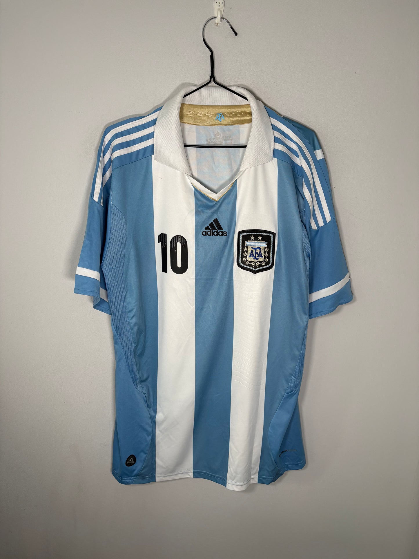 Argentina Home Shirt 2011 Maradona (XL)