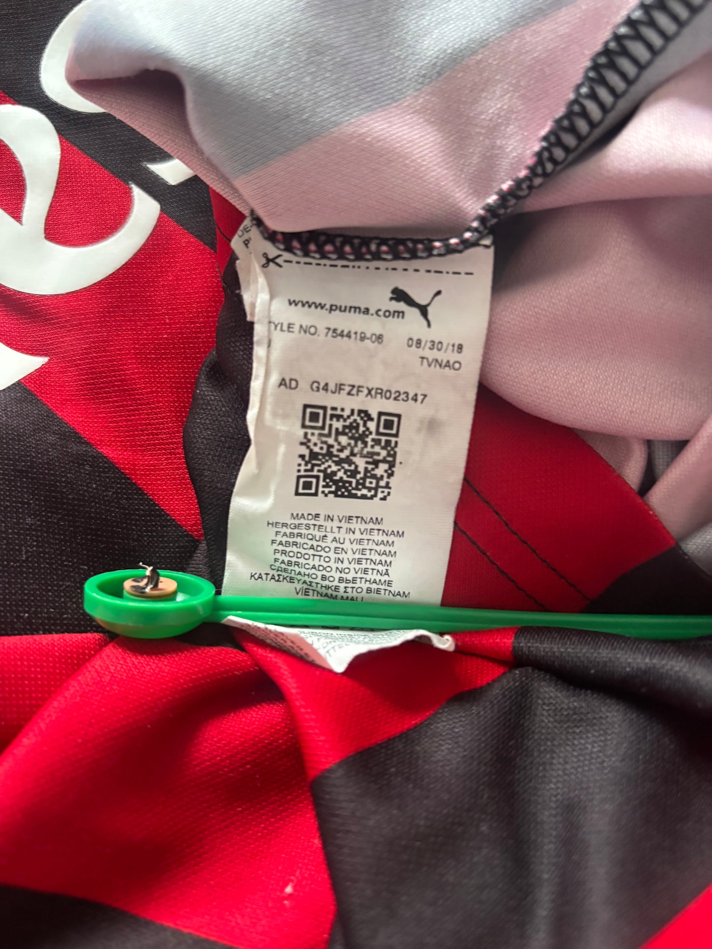 Ac Milan Home Shirt 2018/19 (M)