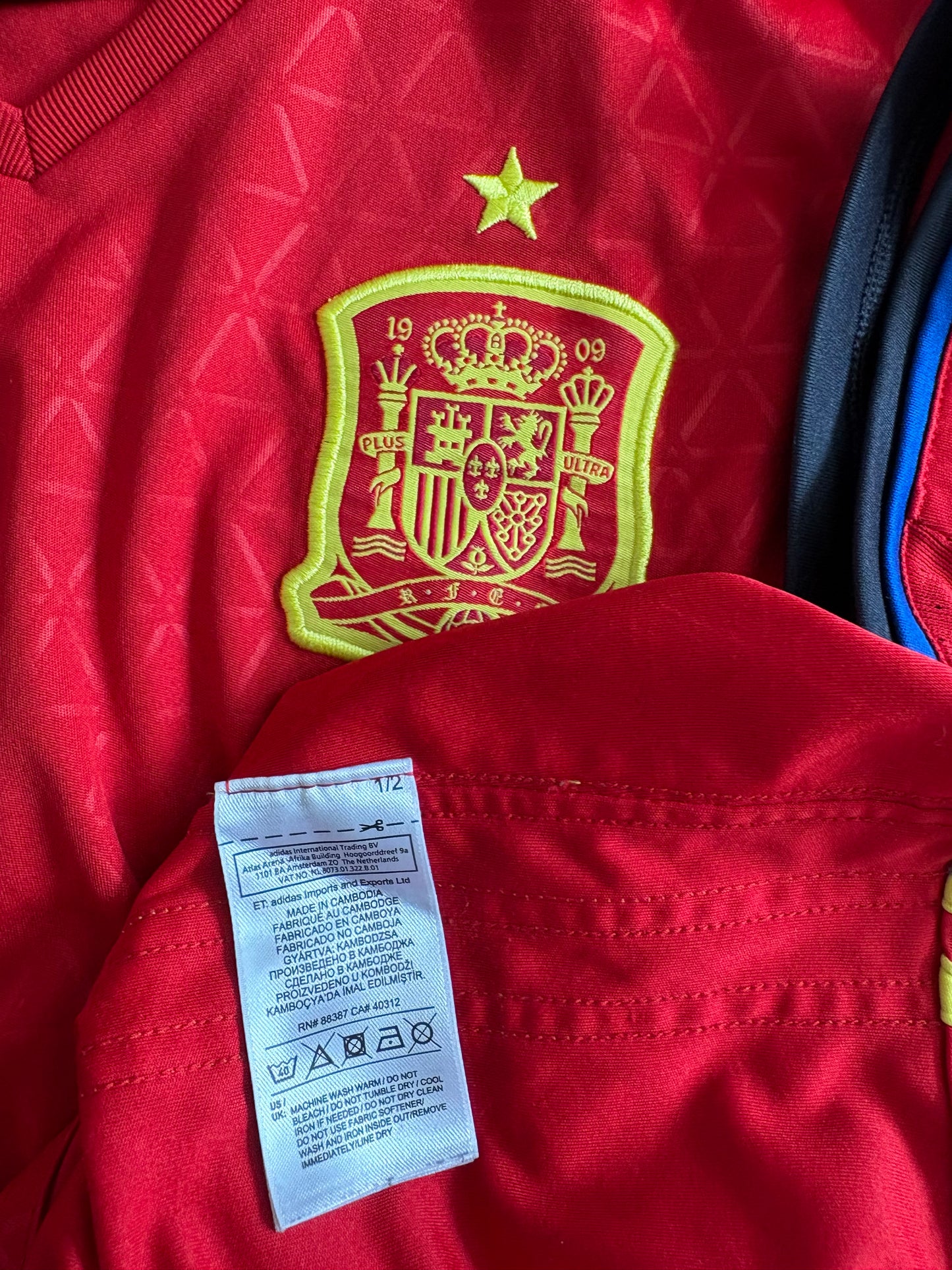 Spain Home Shirt 2016 (L)