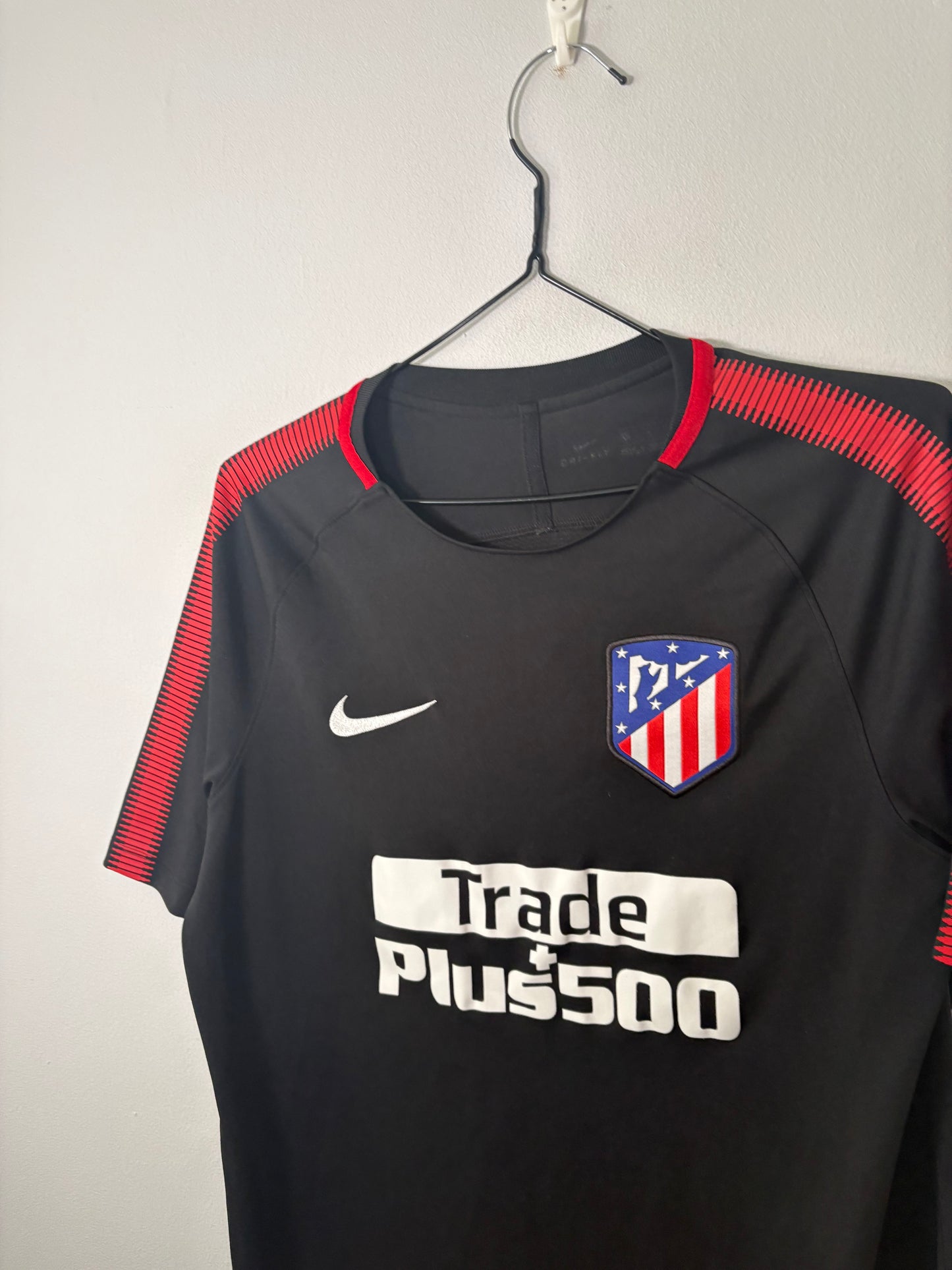 Atletico Madrid Training Shirt 2017/18 (M)