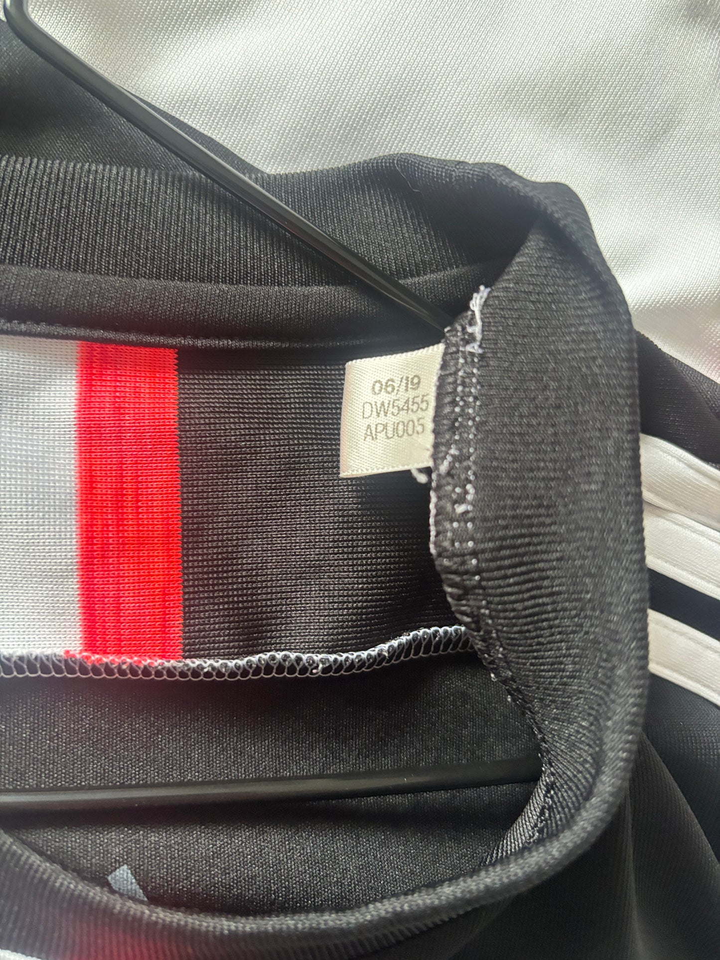 Juventus Home Shirt 2019/20 (M)