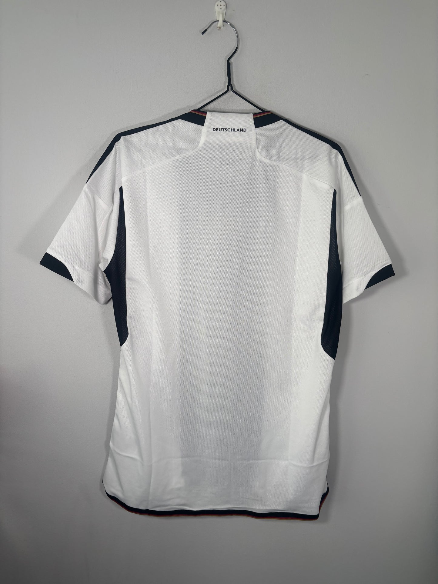 Germany Home Shirt 2022 BNWT (L)