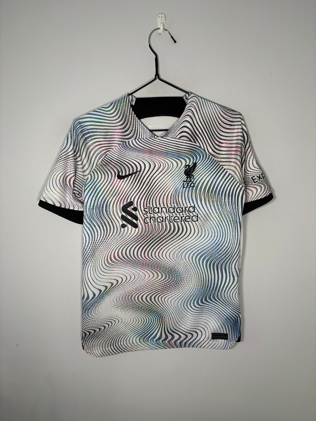 Liverpool Away Shirt 2022/23 Van Dijk (XLK)