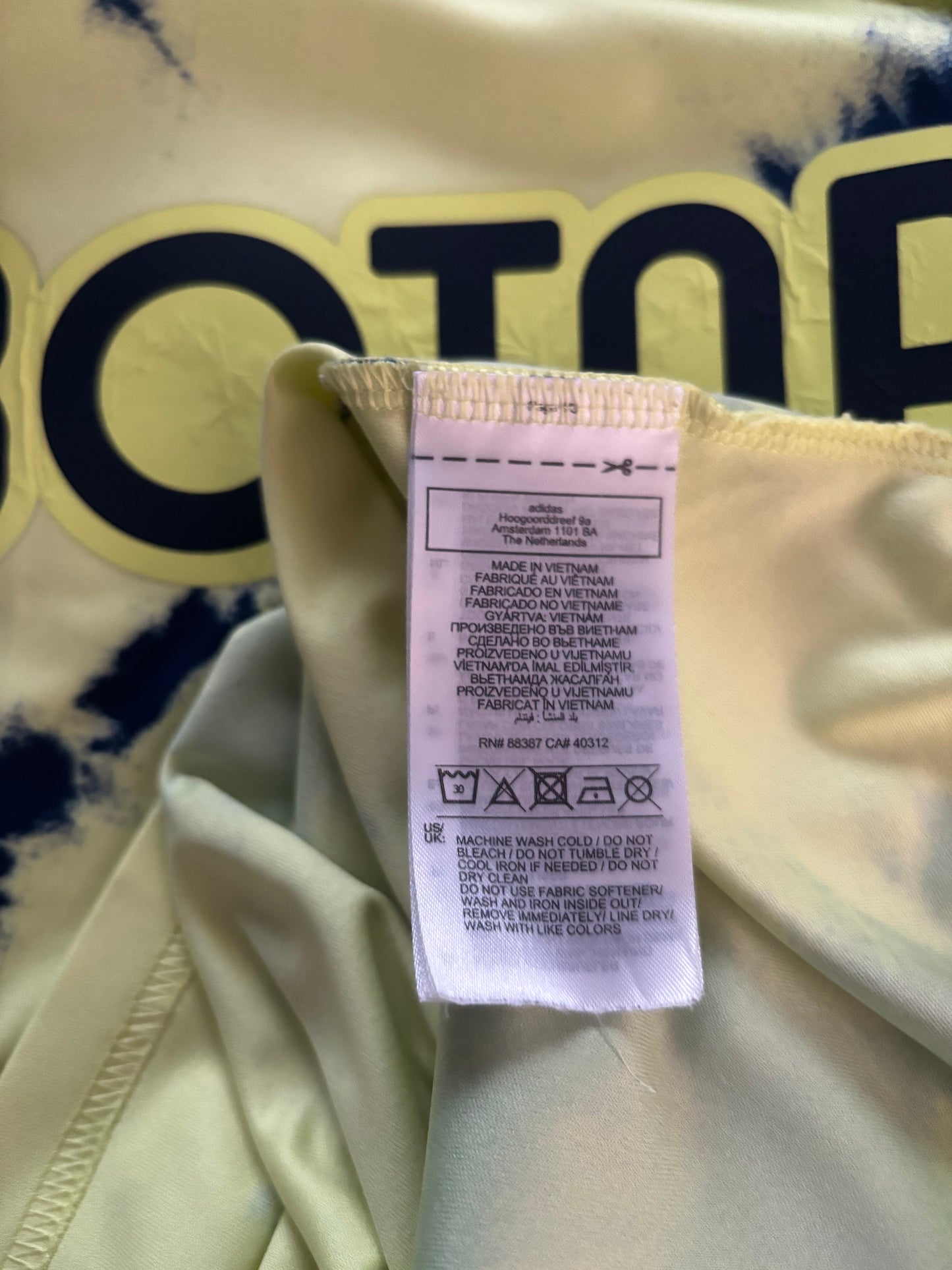 Leeds United Away Shirt 2022/23 (S)