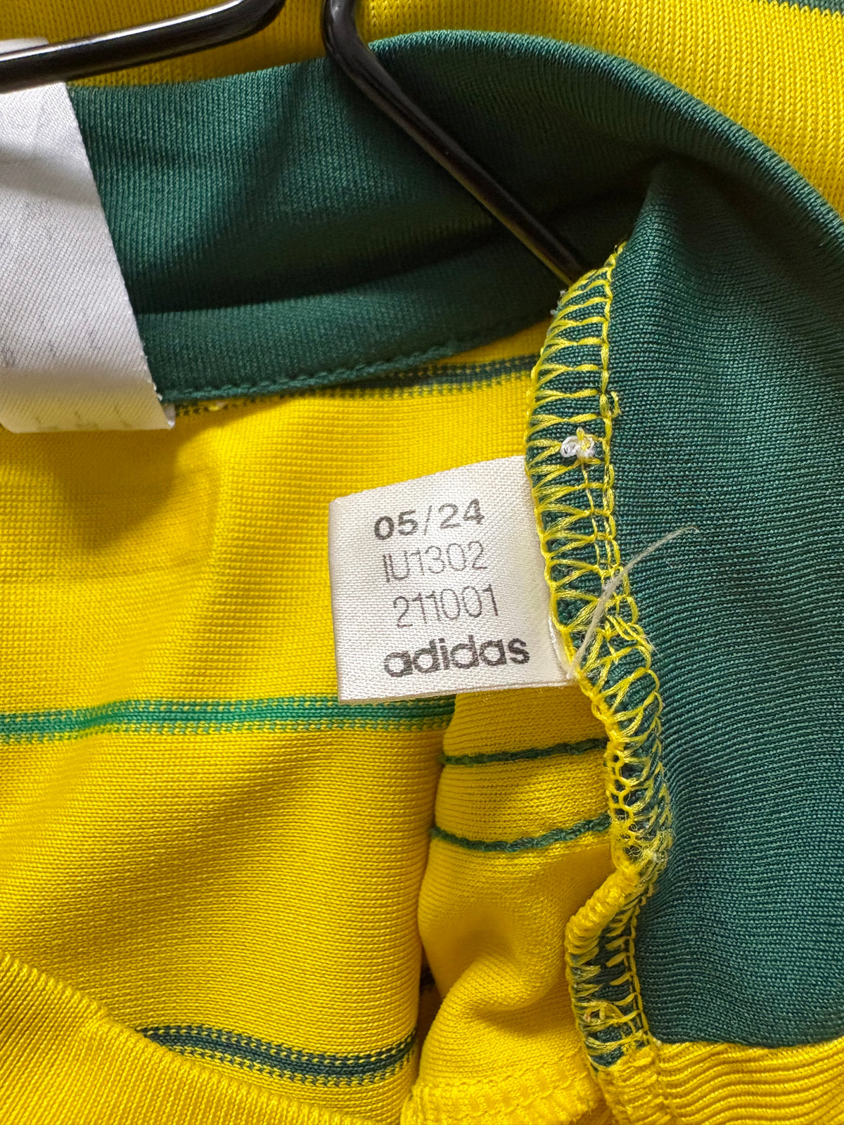 Celtic Authentic Away Shirt 2024/25 (L)