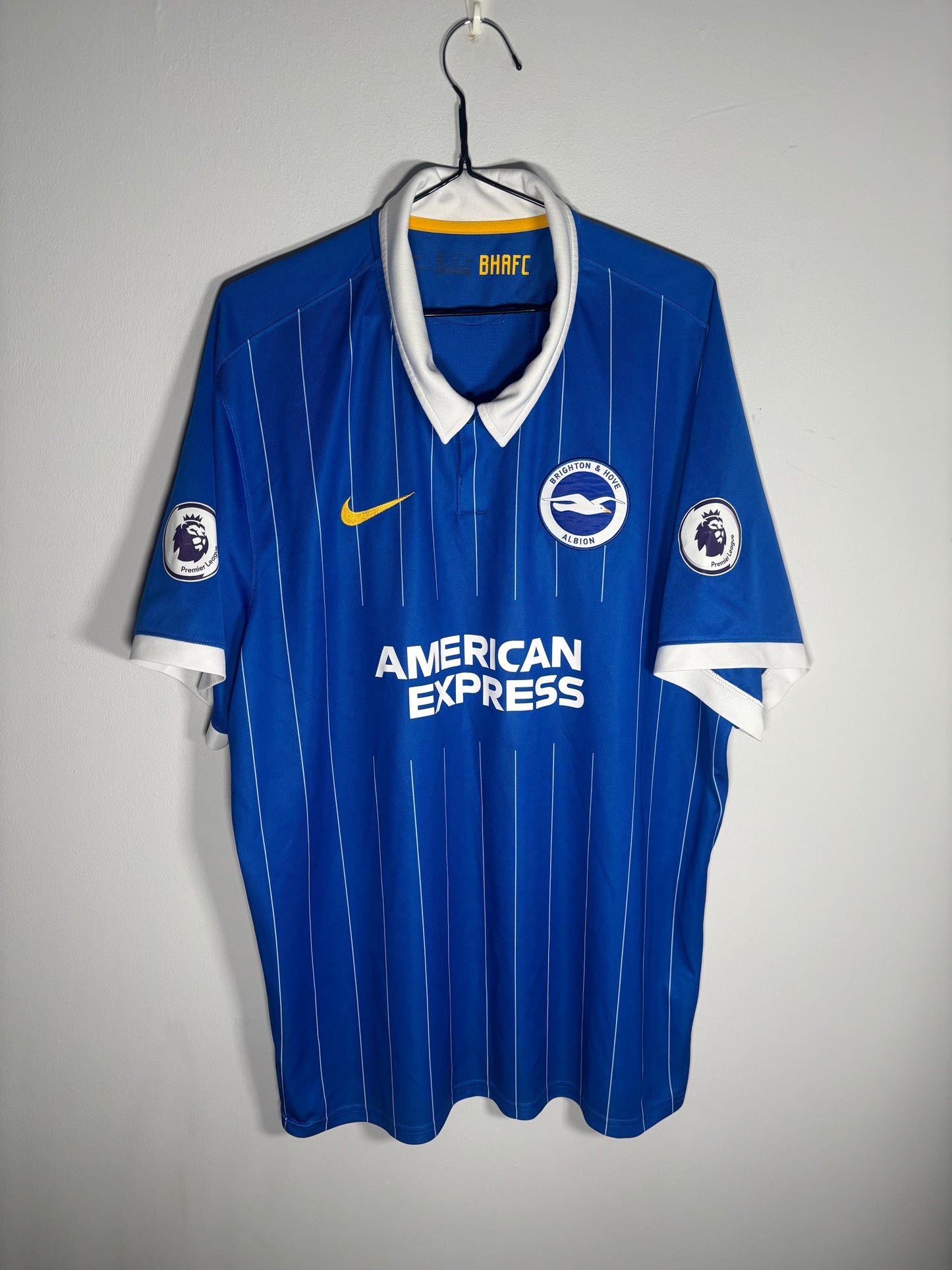 Brighton And Hove Albion Home Shirt 2020/21 Maupay (3XL)