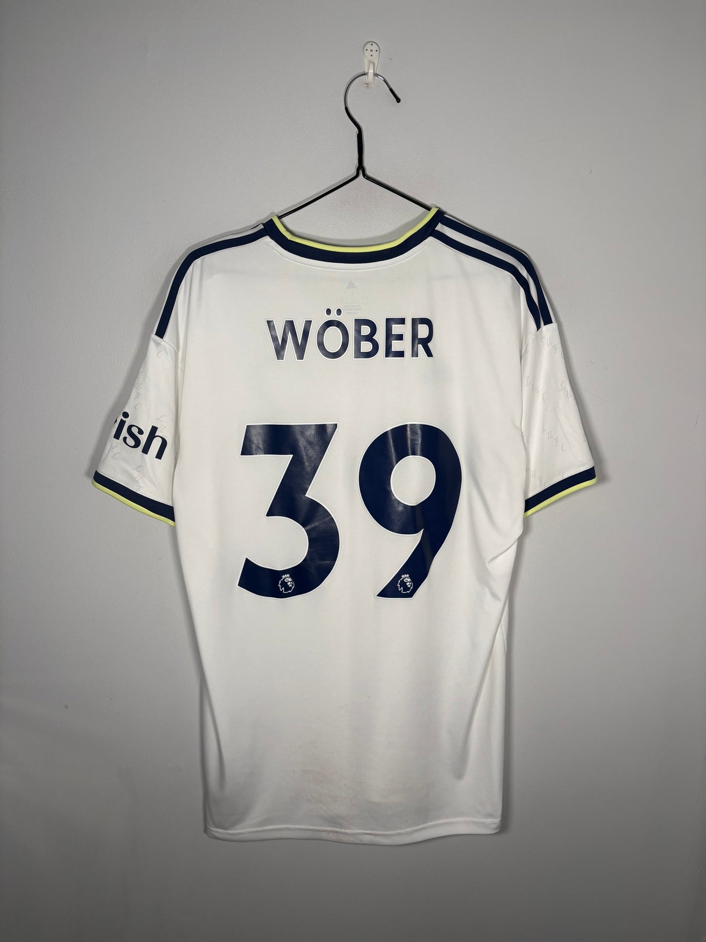 Leeds United Home Shirt 2022/23 Wober (L)