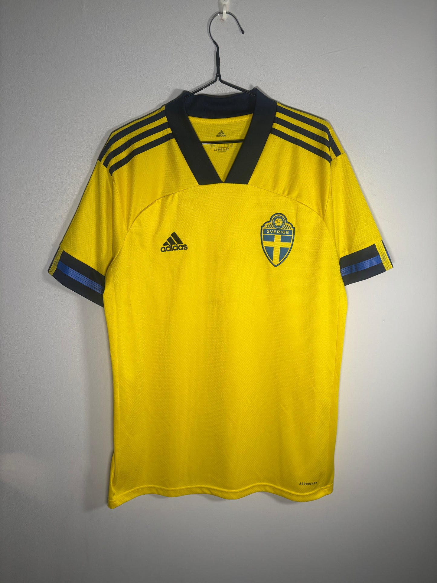 Sweden Home Shirt 2020 (L)