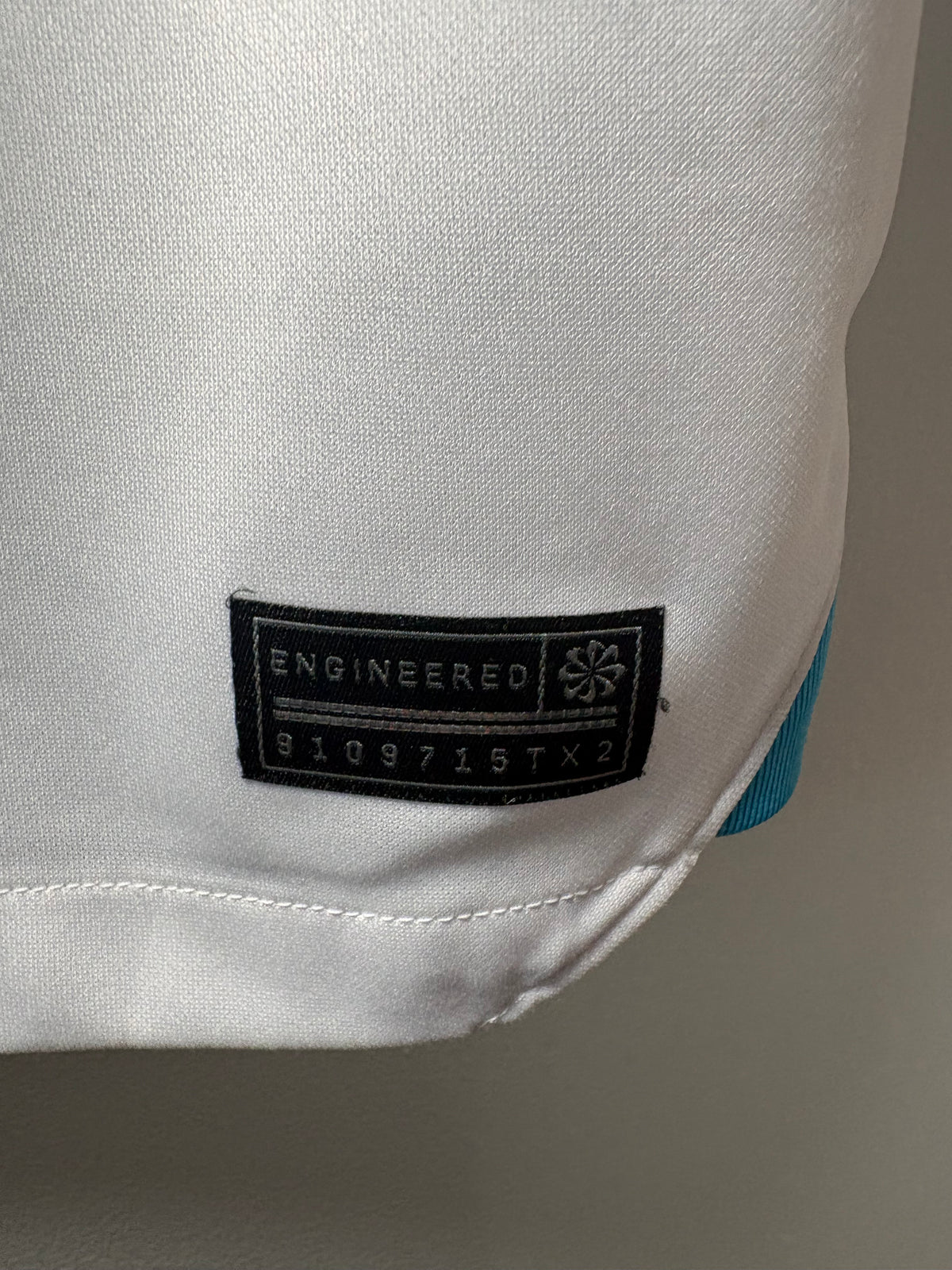 England Authentic Home Shirt 2022 Phil Foden (M)