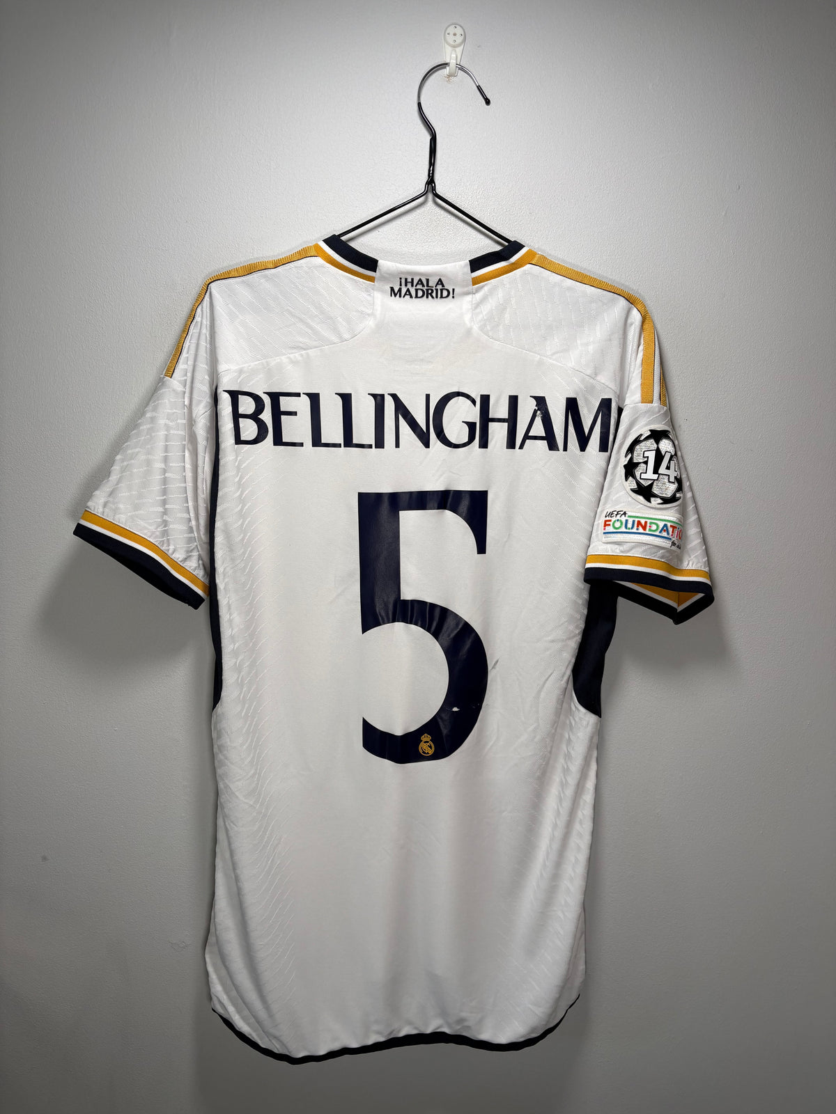 Real Madrid Authentic Home Shirt Bellingham 2023/24 Player Quality (M)