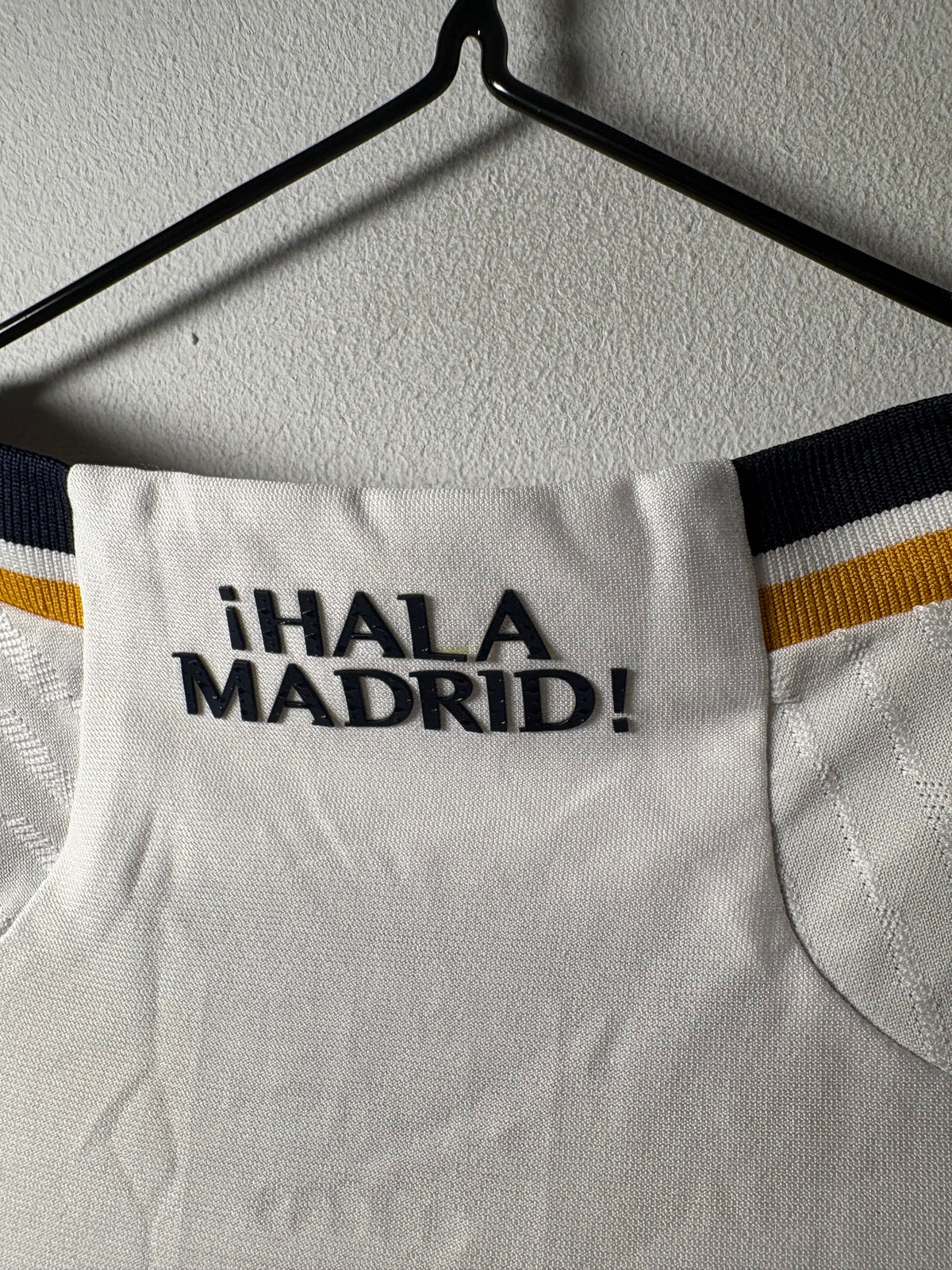 Real Madrid Authentic Home Shirt Bellingham 2023/24 Player Quality (M)