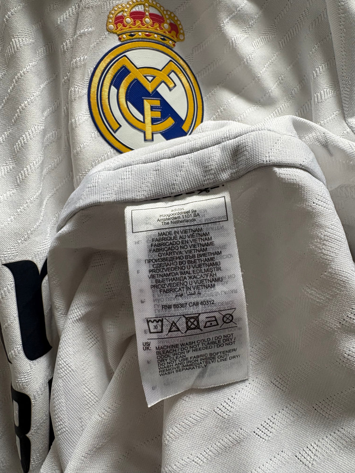 Real Madrid Authentic Home Shirt Bellingham 2023/24 Player Quality (M)