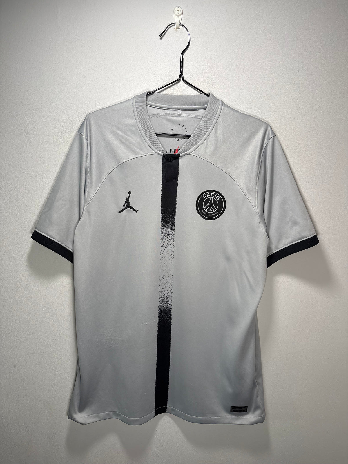 PSG Authentic Away Shirt 2022/23 (L)