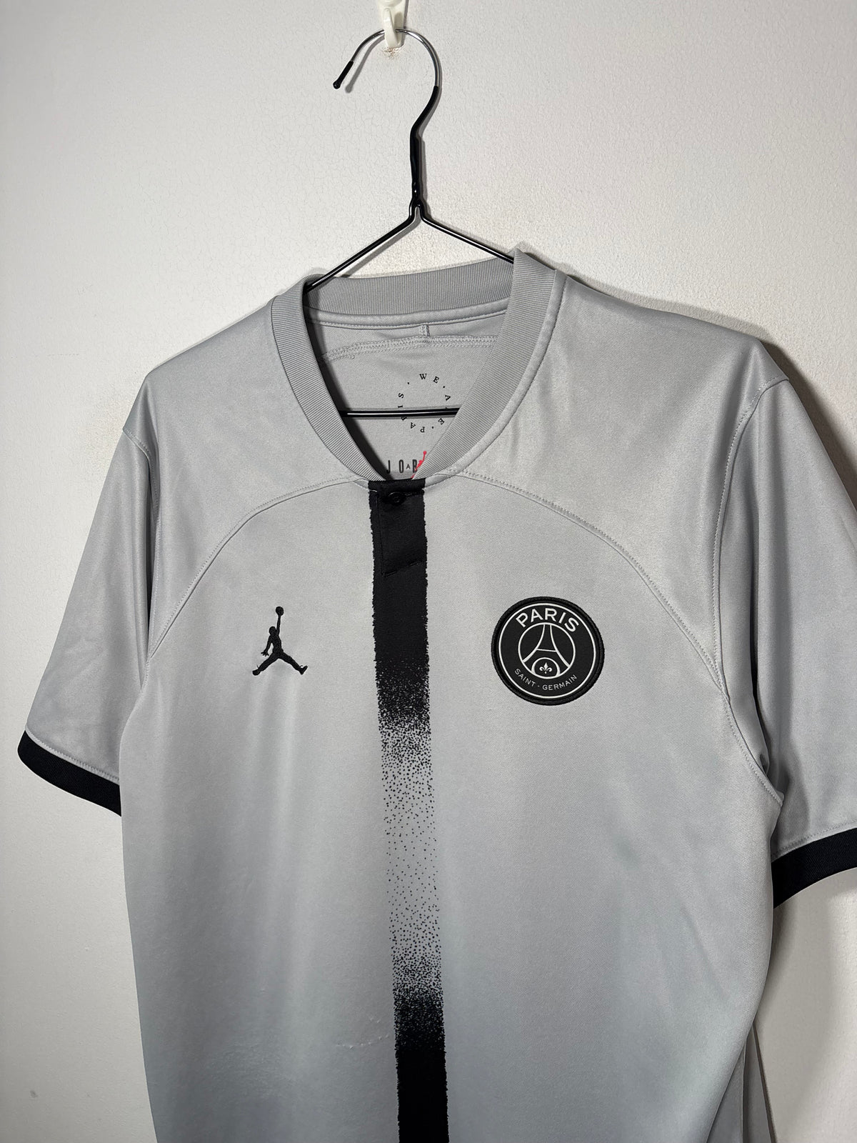 PSG Authentic Away Shirt 2022/23 (L)