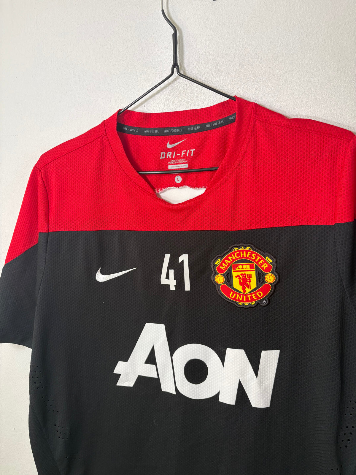 Manchester United Player Issue Authentic Training Shirt 2013/14 (L)